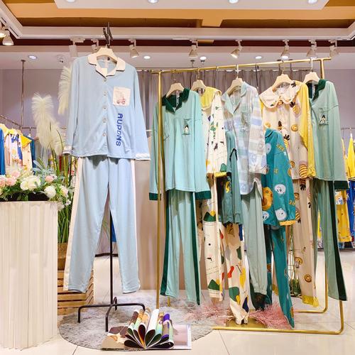 休閑家居服套裝女工廠庫存清倉批發(fā)十三行剪標(biāo)女裝庫存尾貨貨源